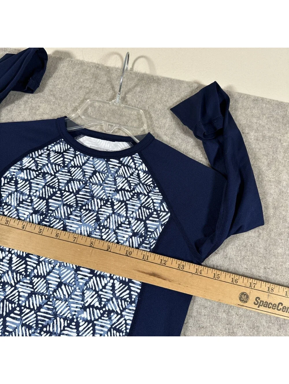 Patagonia Girl’s Shirt Medium 10 Silk weight Rashguard Long Sleeve Blue
